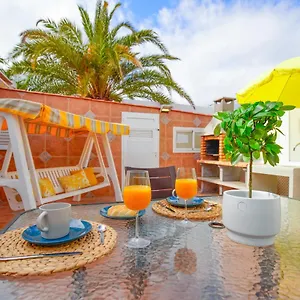 Olga, Playa Del Ingles Maspalomas (Gran Canaria)